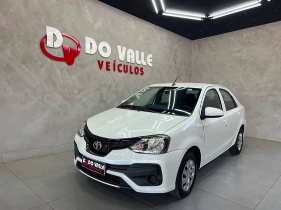 TOYOTA ETIOS 1.3 X 16V FLEX 4P AUTOMÁTICO TOYOTA ETIOS 1.3 X 16V FLEX 4P AUTOMÁTICO